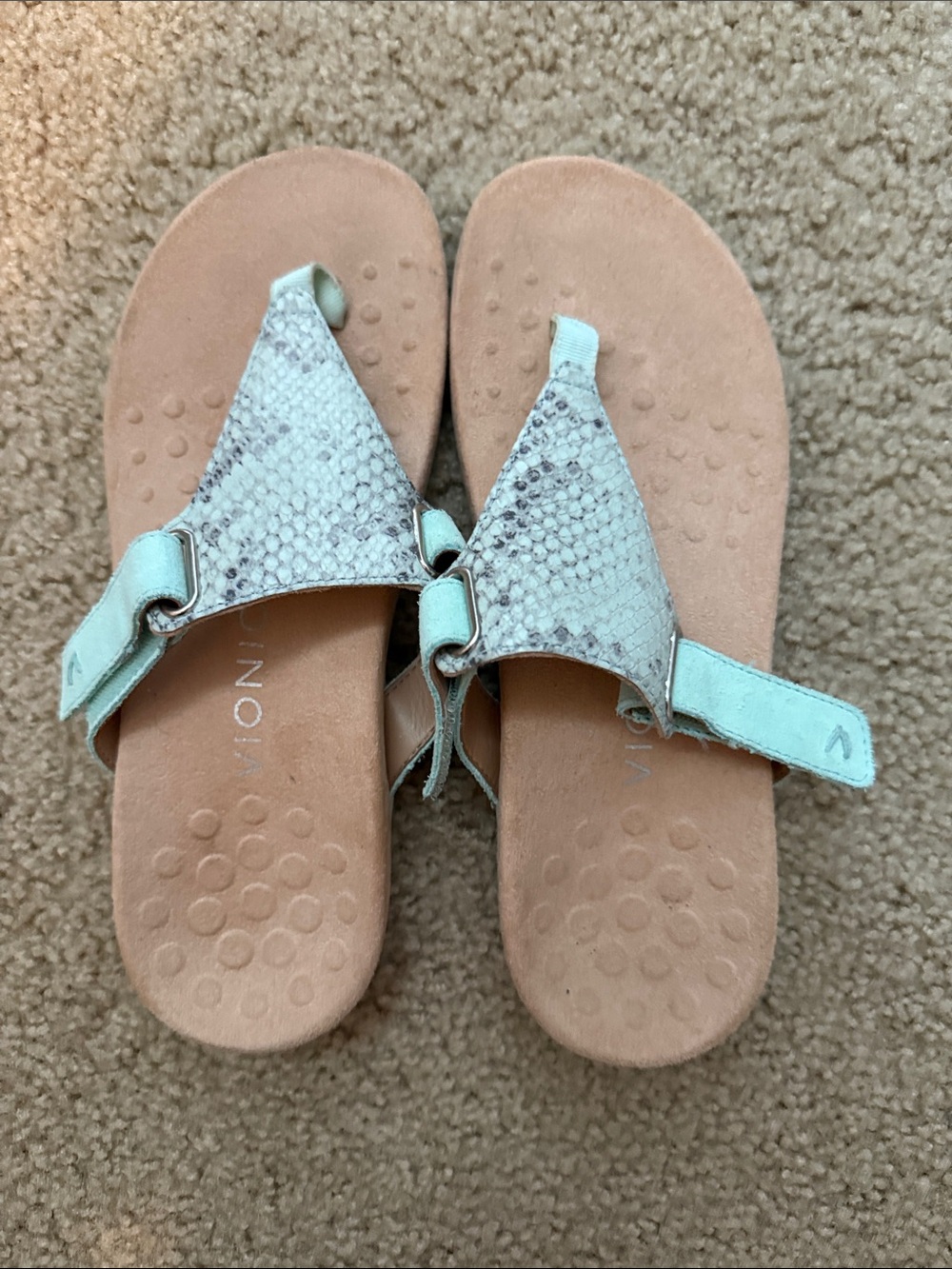 Vionic Wanda Seafoam Green and Light Tan Snake-Texture Thong Sandals